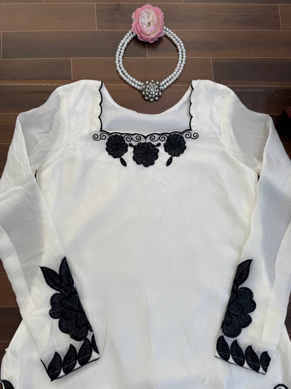 Easy Wear White Fendy Silk Embroidered Top Farshi Pant Set with Lace Dupatta