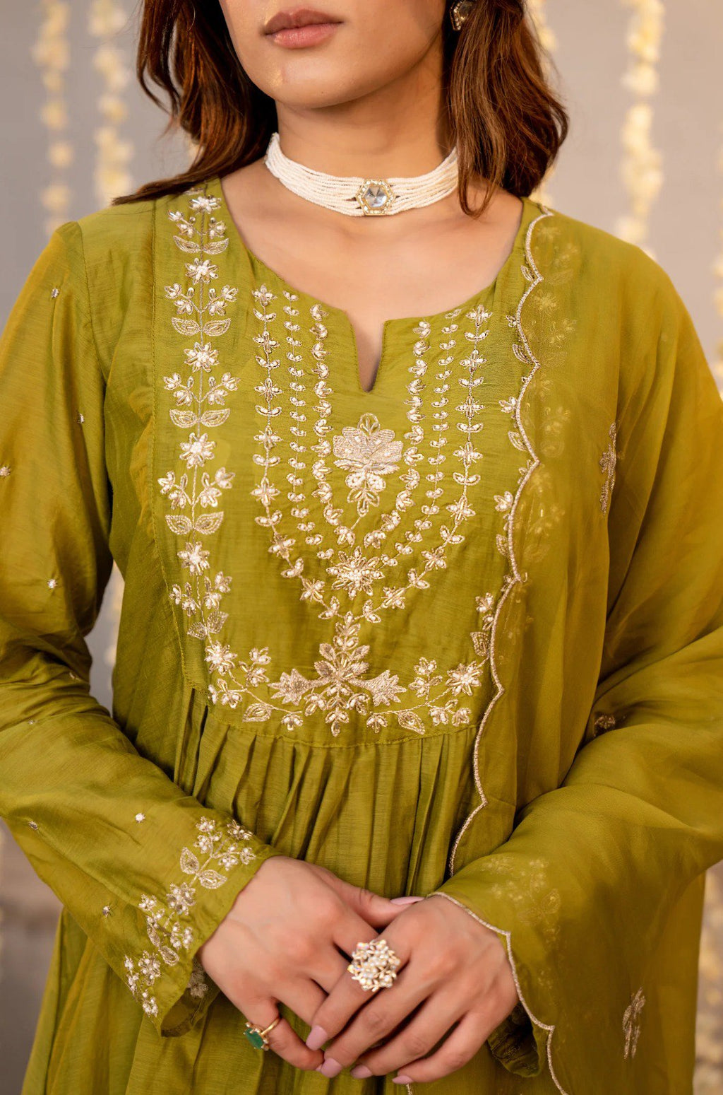Women Ethnic Motifs Embroidered Thread Work Pure Silk Kurta with Trousers & Dupatta