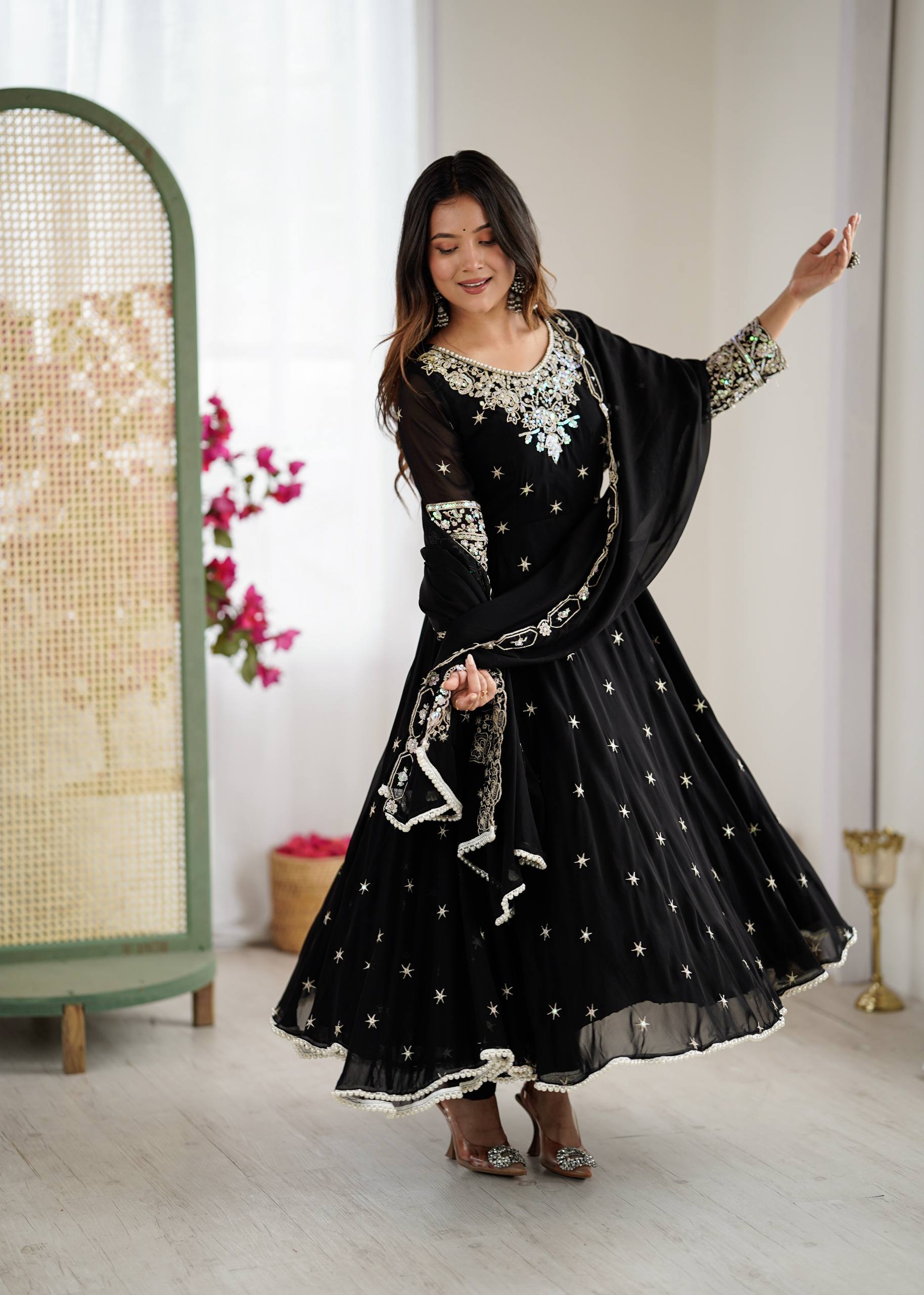 Women Ethnic Motifs Embroidered Anarkali Kurta with Leggings & Dupatta