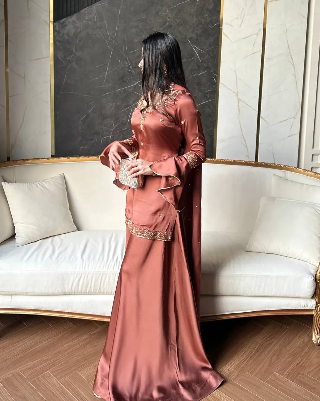 Roop Sheesha Silk Neck with Handwork