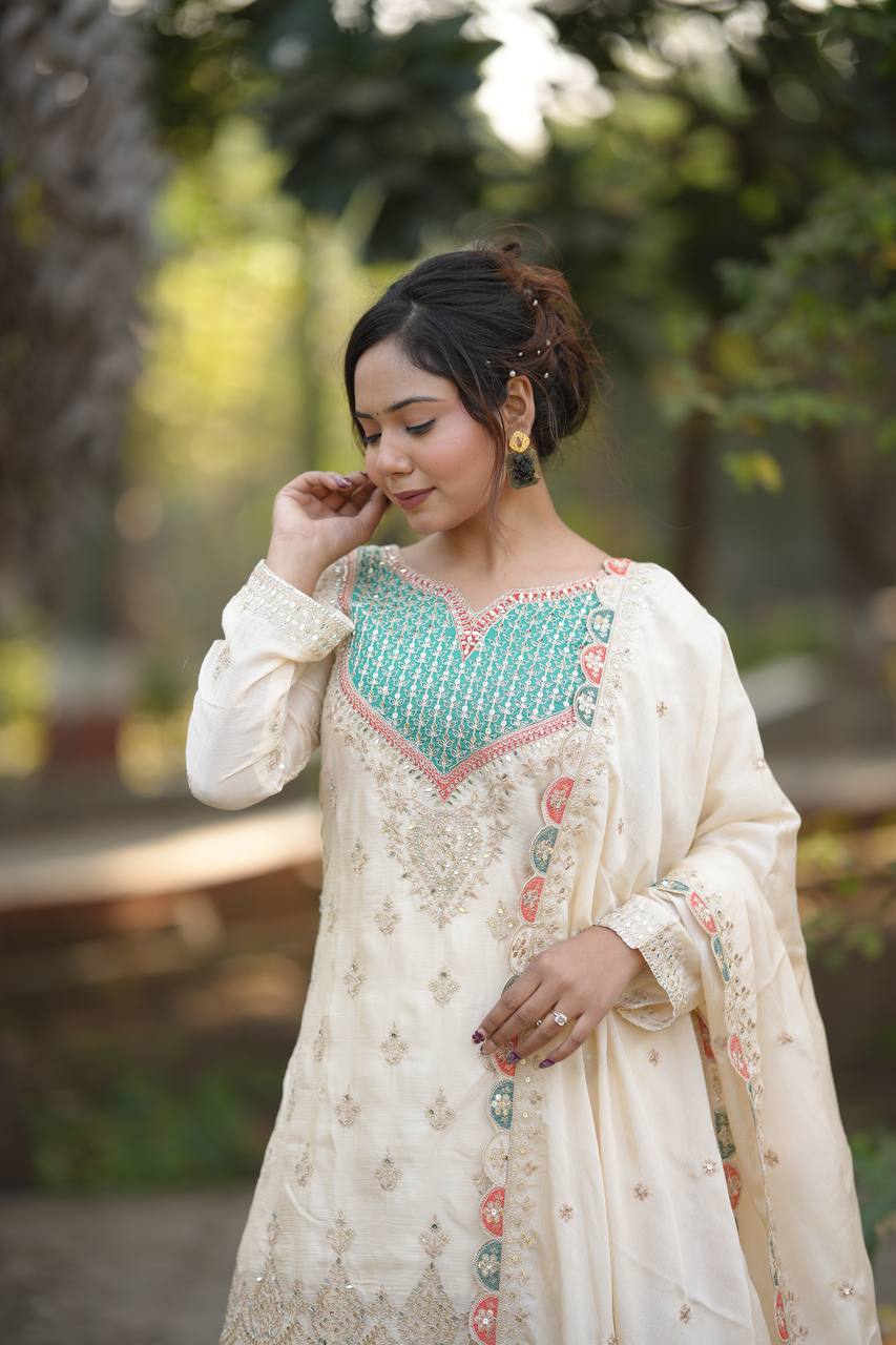 Aglow Off White Chinon Embroider Work Salwar Suit