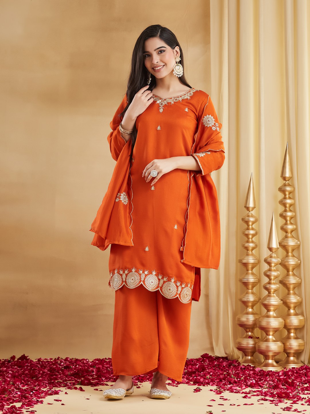 Women Ethnic Motifs Embroidered Regular Thread Work Dupion Silk Kurta with Palazzos