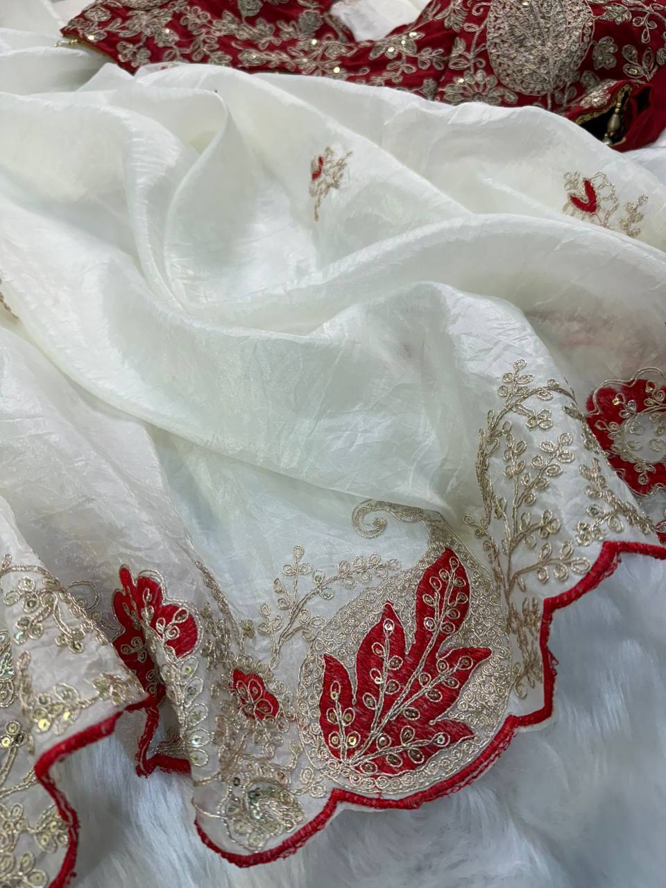 W Elegant Crystal Crush Tissue Saree