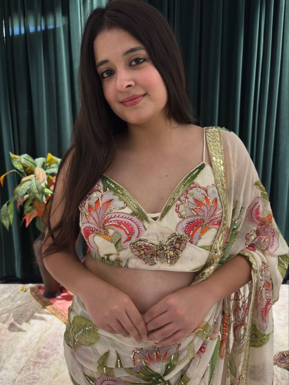 Floral Sequinned Silk Blend Saree