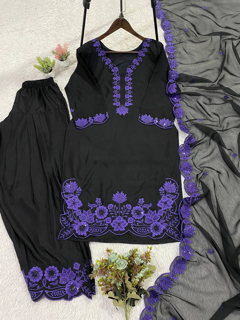 REAL MODLING THIS SEASON WEAR OUR SEQUENCE EMBROIDERY WORKED TOP, FARSI SALWAAR WITH DUPATTA