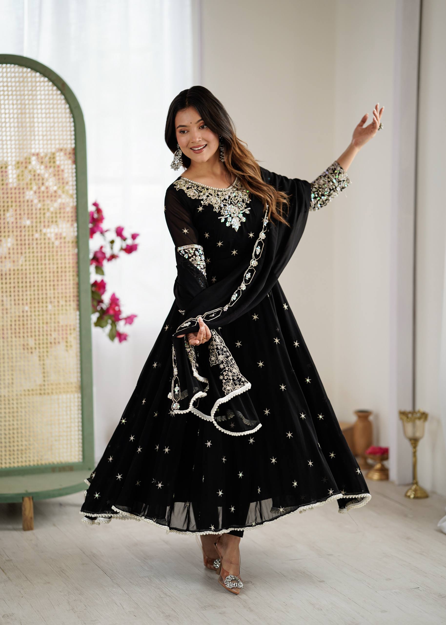 Women Ethnic Motifs Embroidered Anarkali Kurta with Leggings & Dupatta