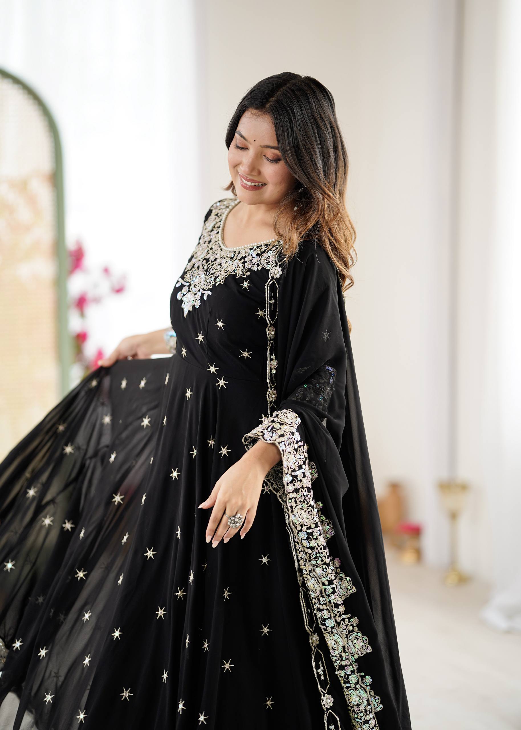 Women Ethnic Motifs Embroidered Anarkali Kurta with Leggings & Dupatta