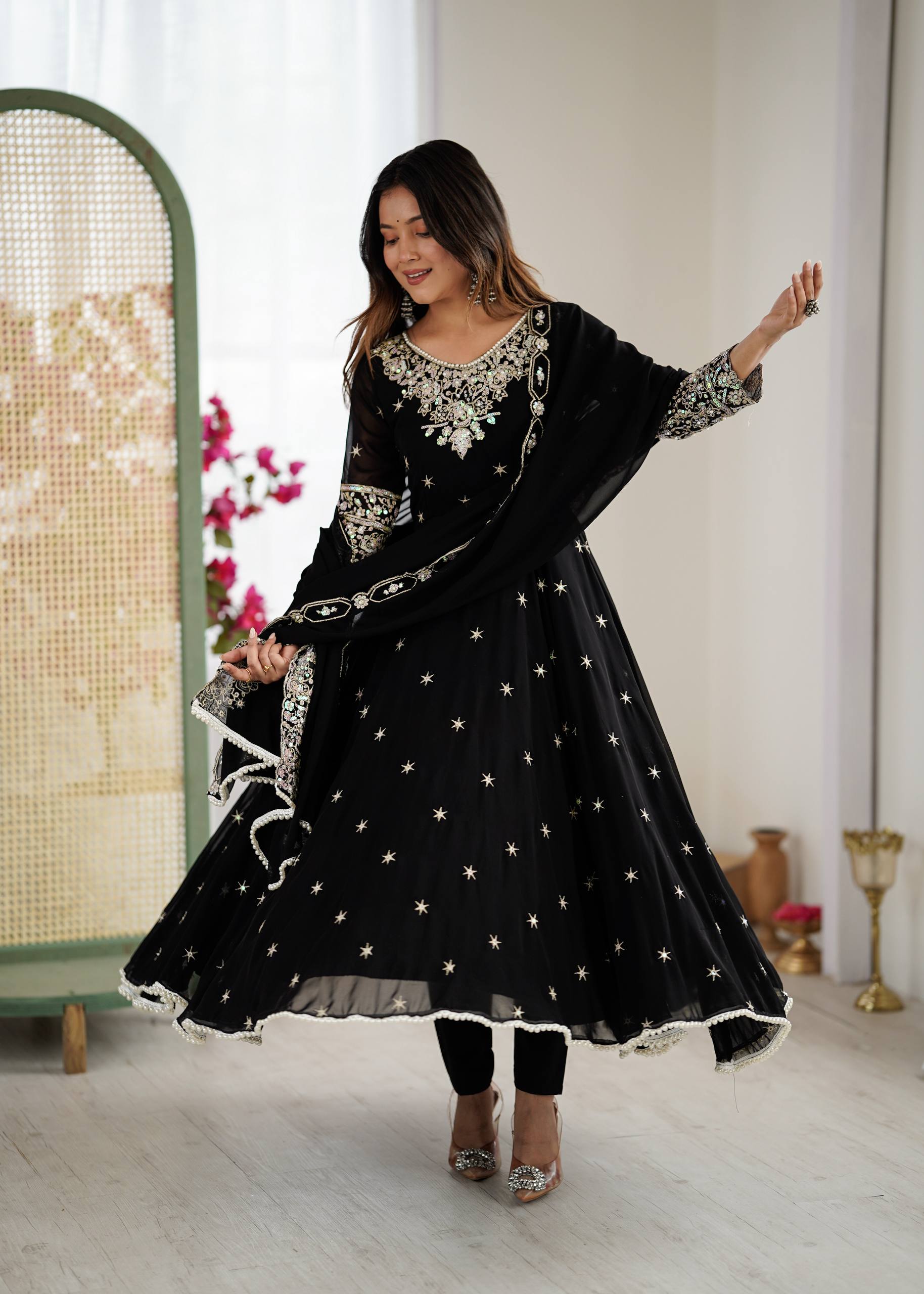 Women Ethnic Motifs Embroidered Anarkali Kurta with Leggings & Dupatta