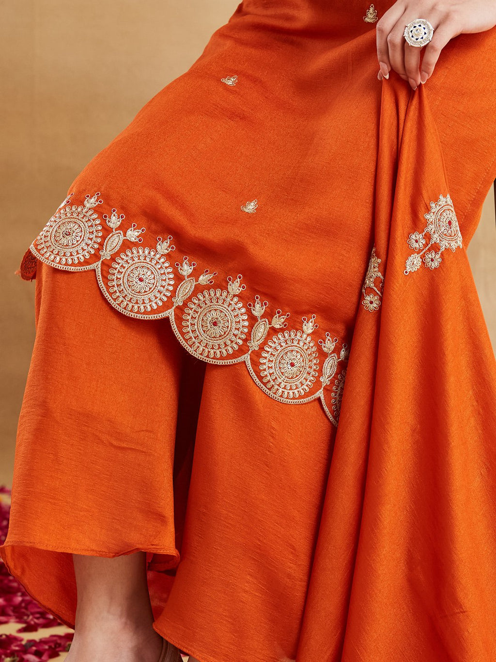 Women Ethnic Motifs Embroidered Regular Thread Work Dupion Silk Kurta with Palazzos