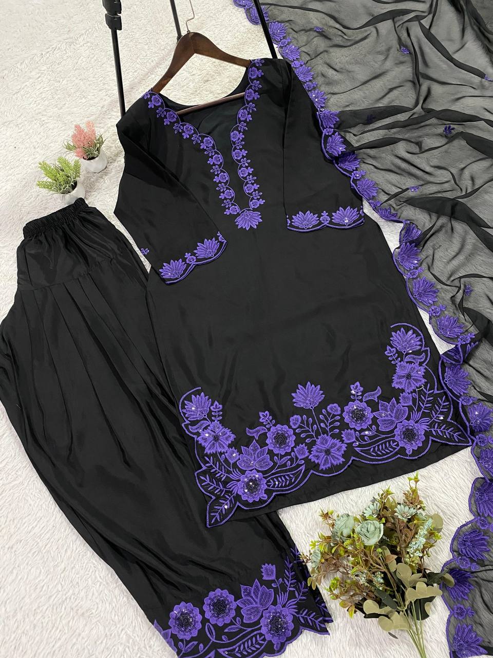 REAL MODLING THIS SEASON WEAR OUR SEQUENCE EMBROIDERY WORKED TOP, FARSI SALWAAR WITH DUPATTA