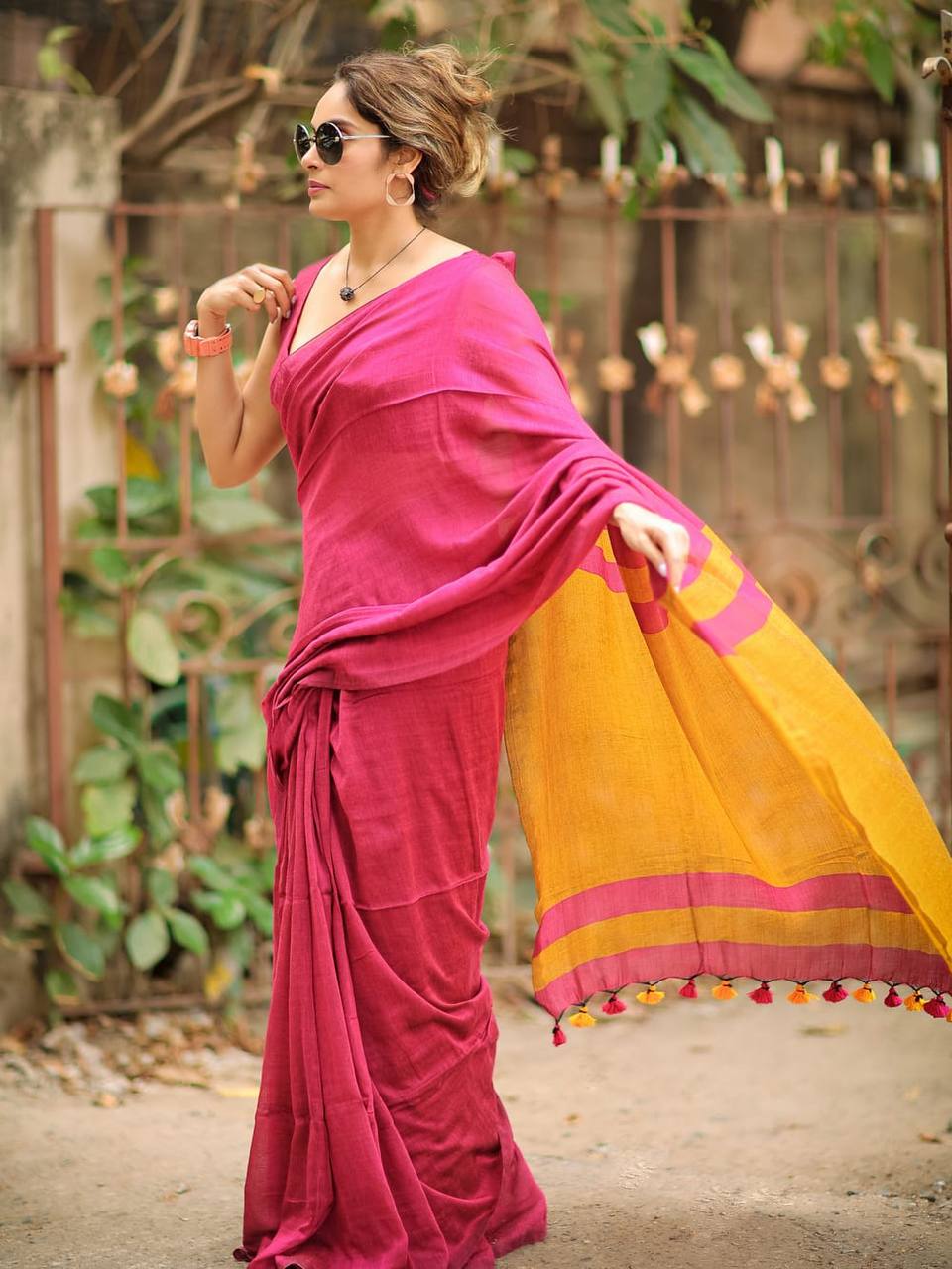 Rangrasa Striped Handloom Saree 2